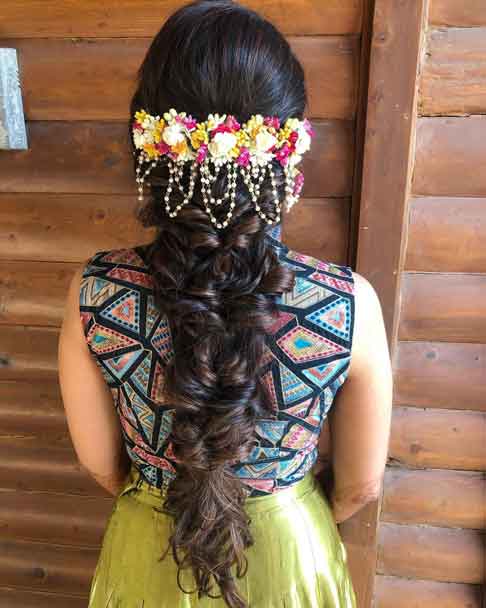 Stunning Hairstyles For Chic Brides- Trendy Hairstyle For Your Special Day