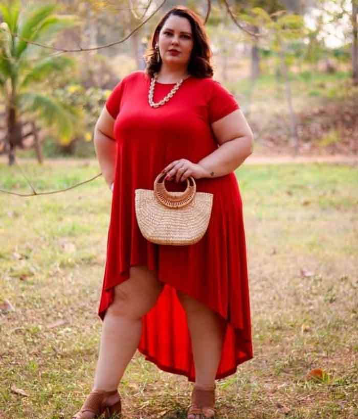 PLUS-SIZE-DATE-OUTFIT-IDEAS-BEST-OUTFIT-IDEAS-FOR-CURVY-WOMEN